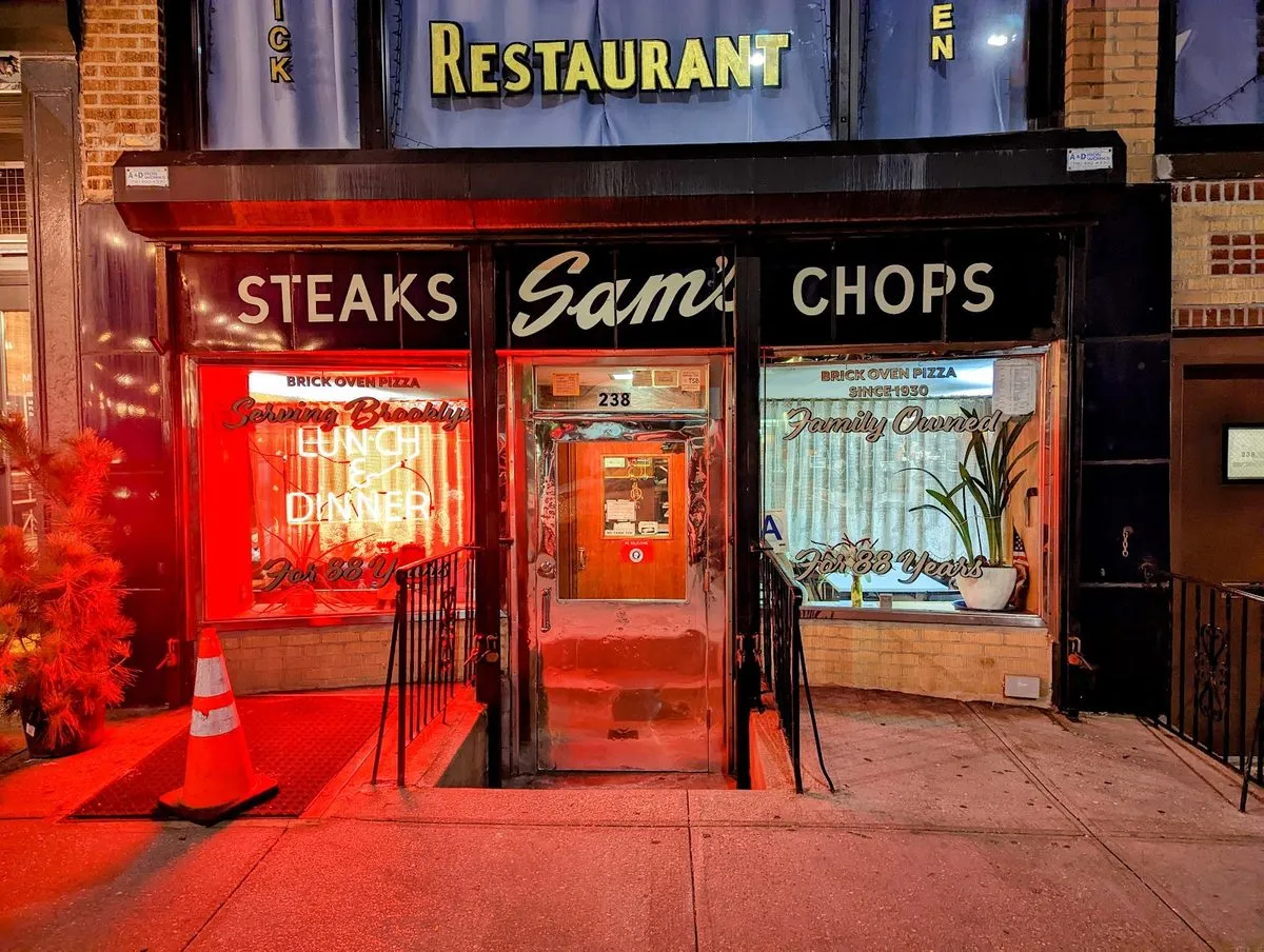 Sam's Restaurant, photo 2