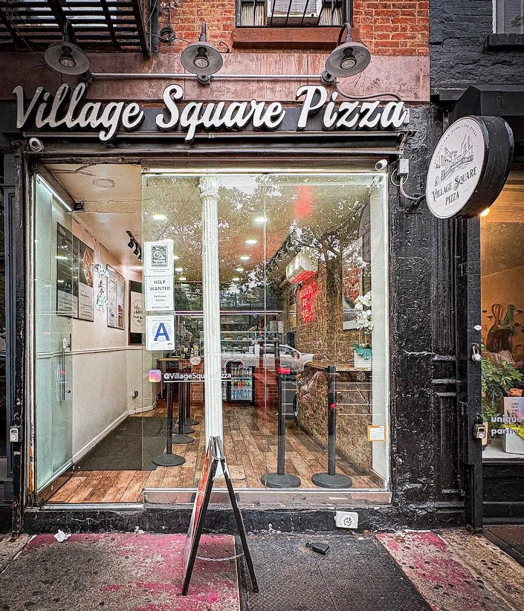 Village Square Pizza, photo 6