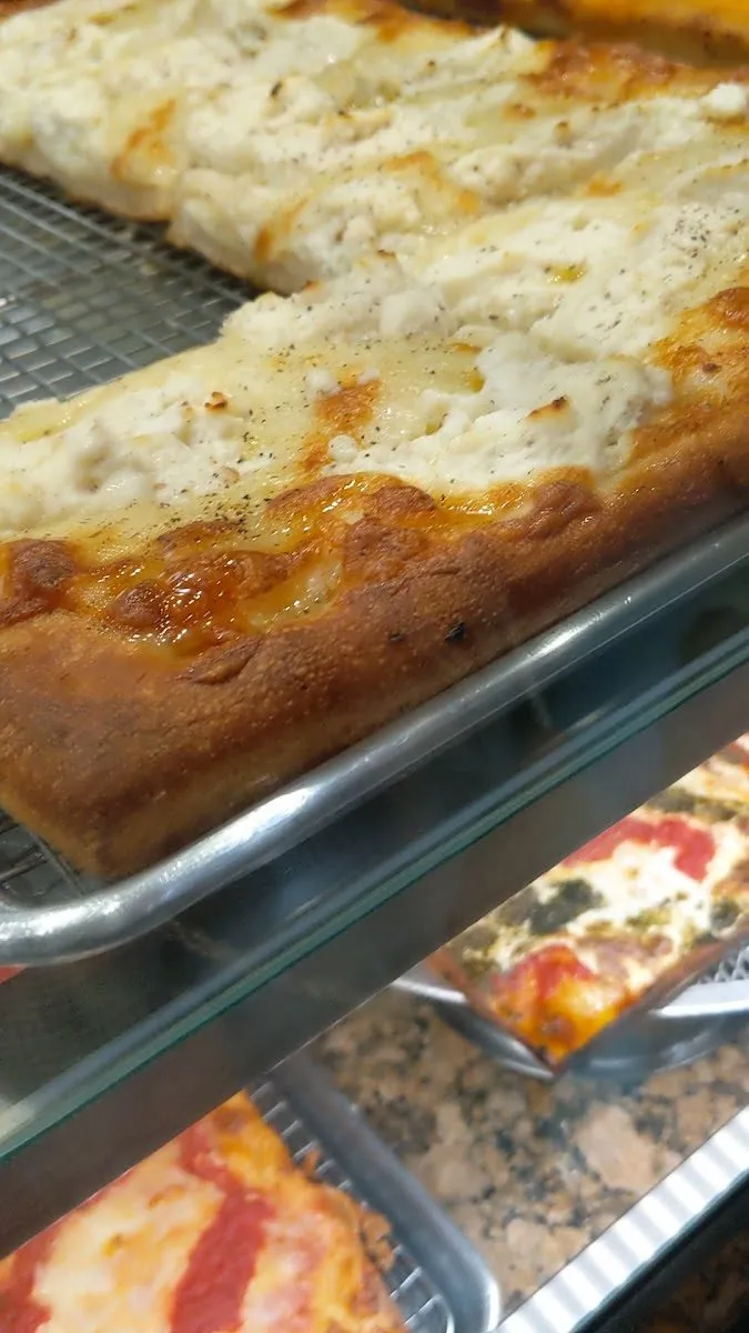 Village Square Pizza, photo 7