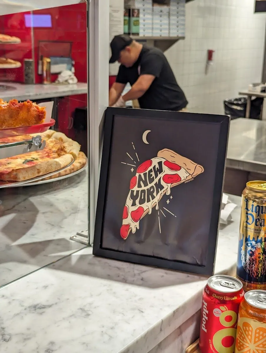Sauce Pizzeria - 12th Street, photo 2