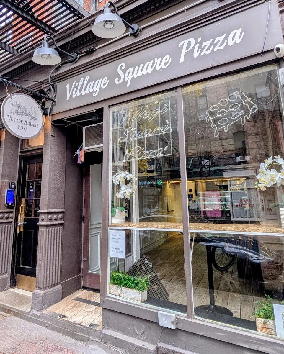 Village Square Pizza (West Village), photo 1