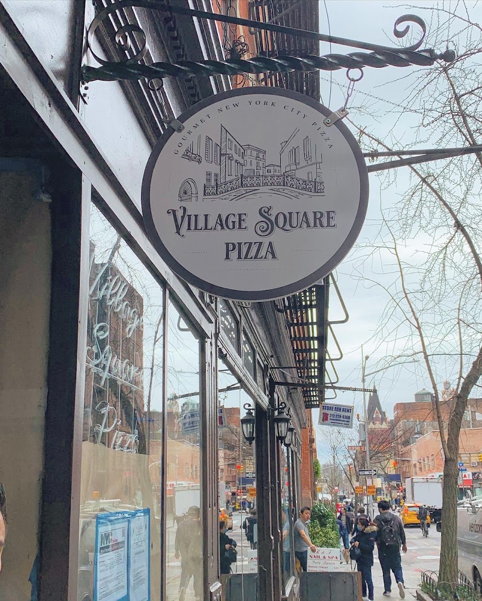 Village Square Pizza (West Village), photo 4