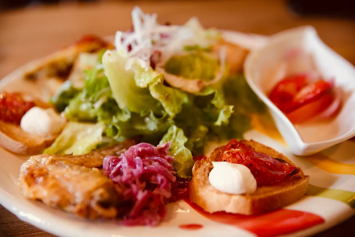 Trattoria Pizzeria SUGATTiii, photo 9
