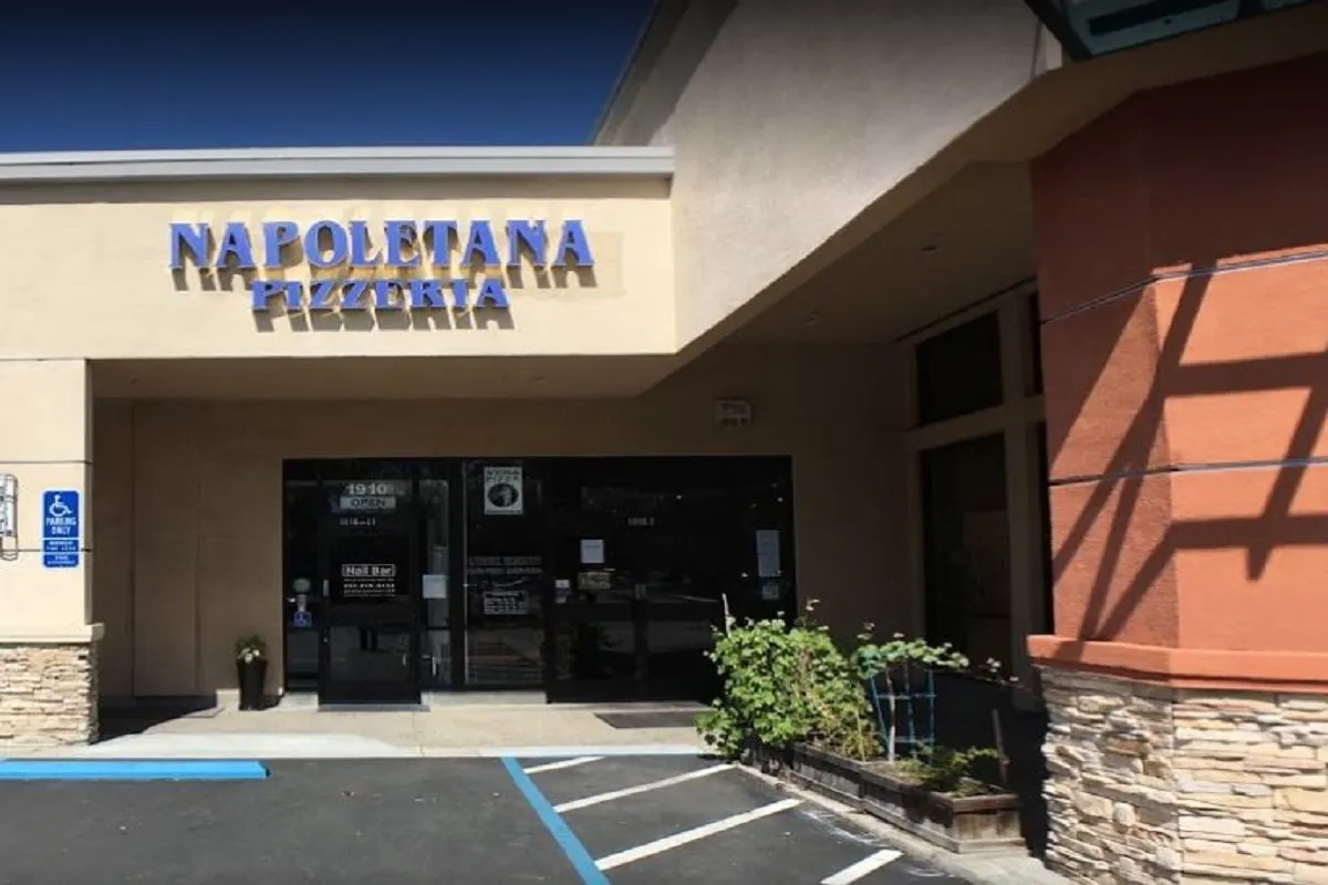 Napoletana Pizzeria, photo 11
