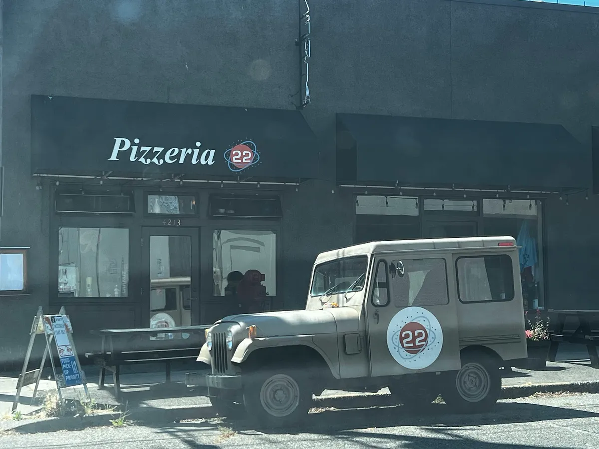 Pizzeria 22, photo 1