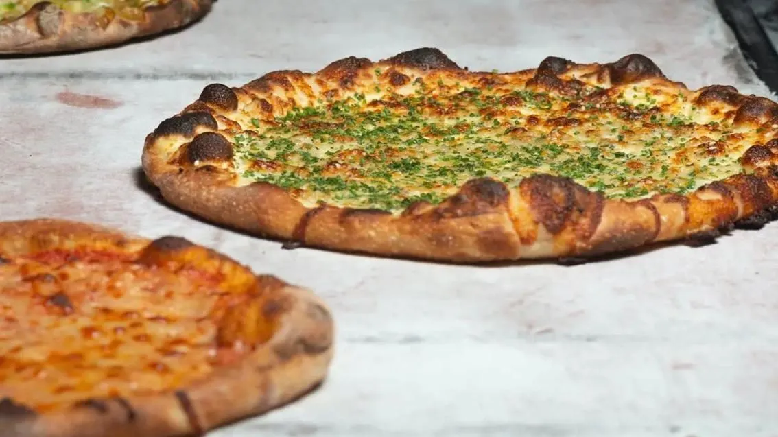 Stretch Pizza, photo 2