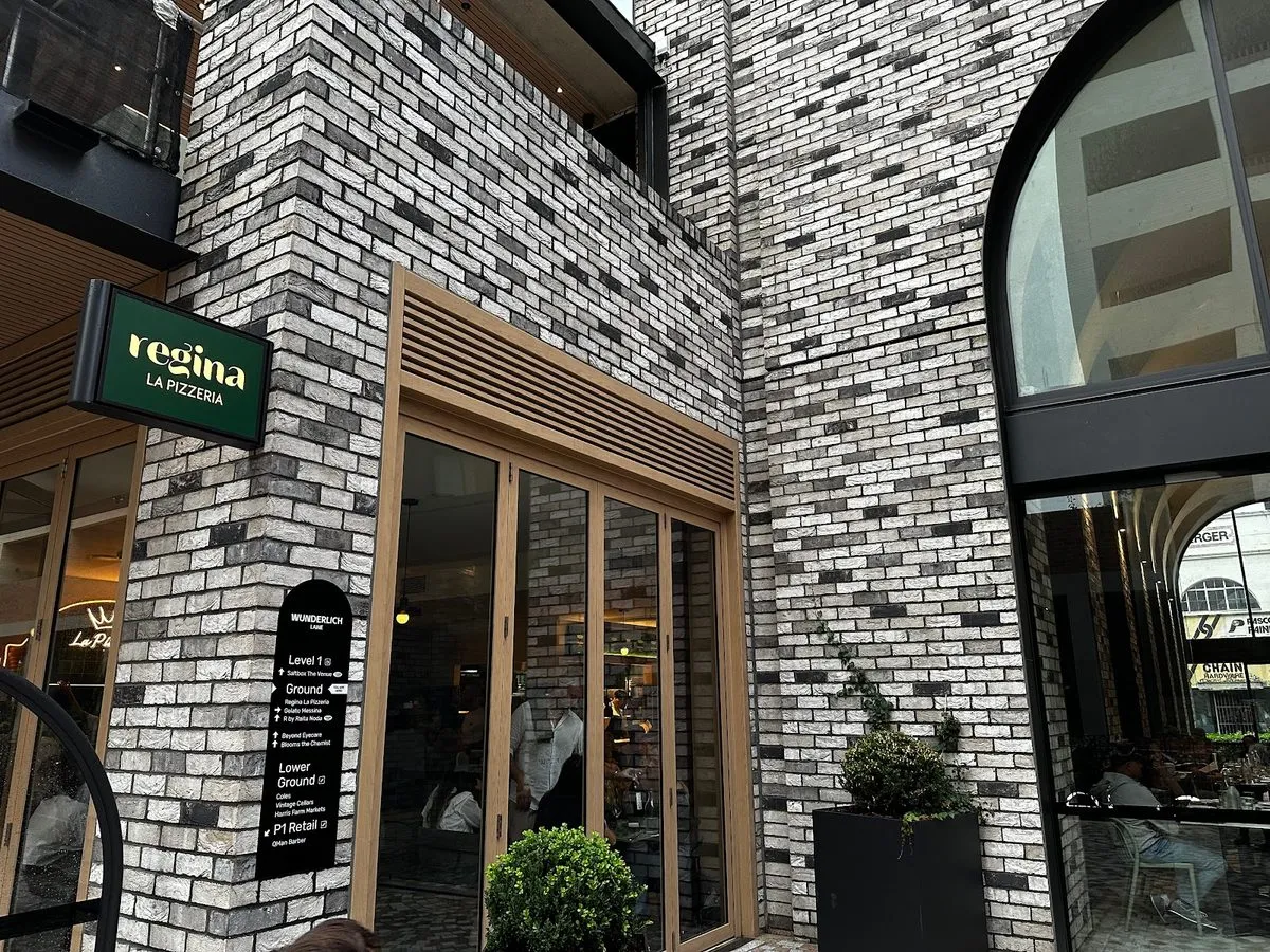 Regina La Pizzeria, photo 1