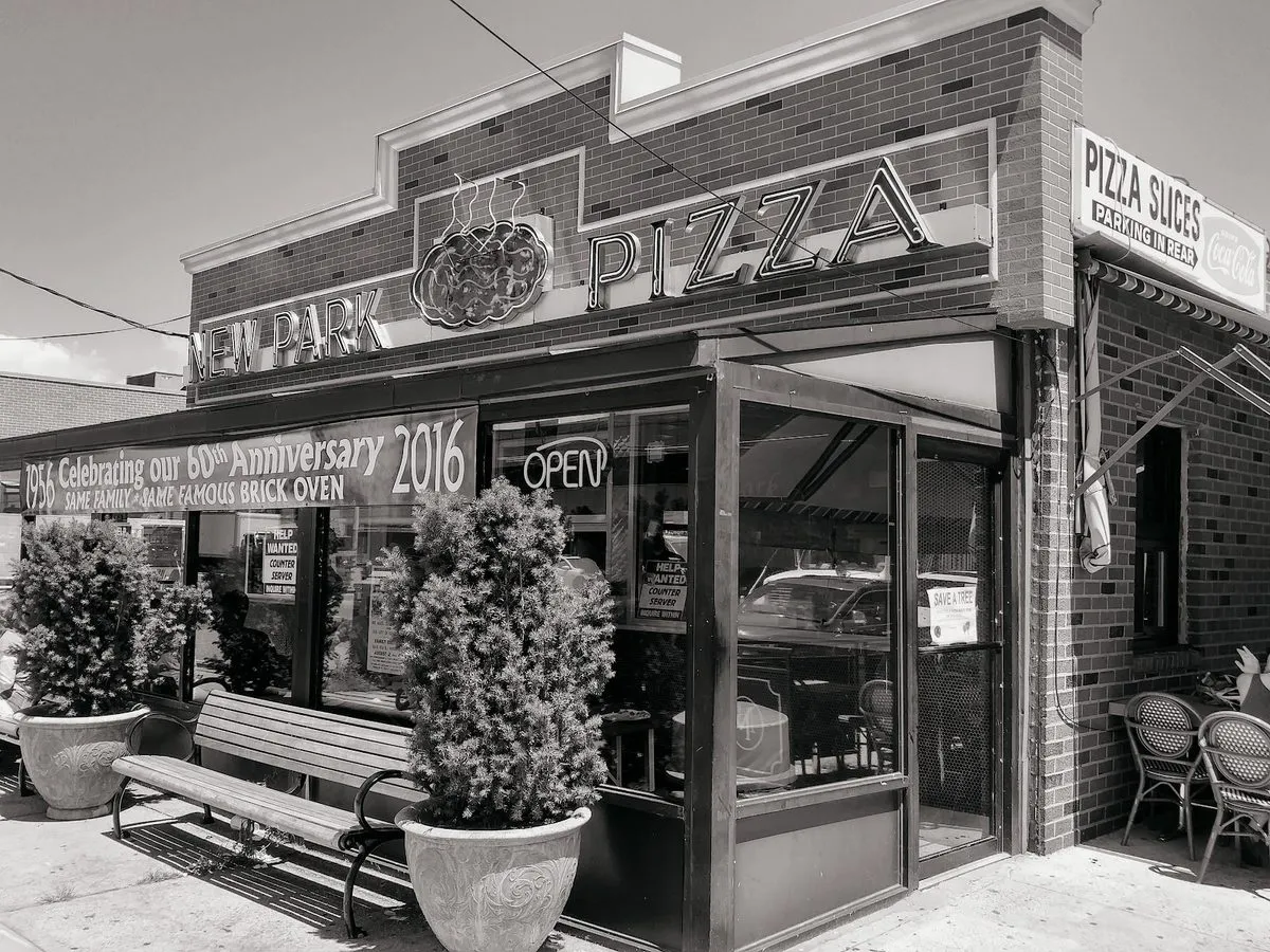 New Park Pizza, photo 1