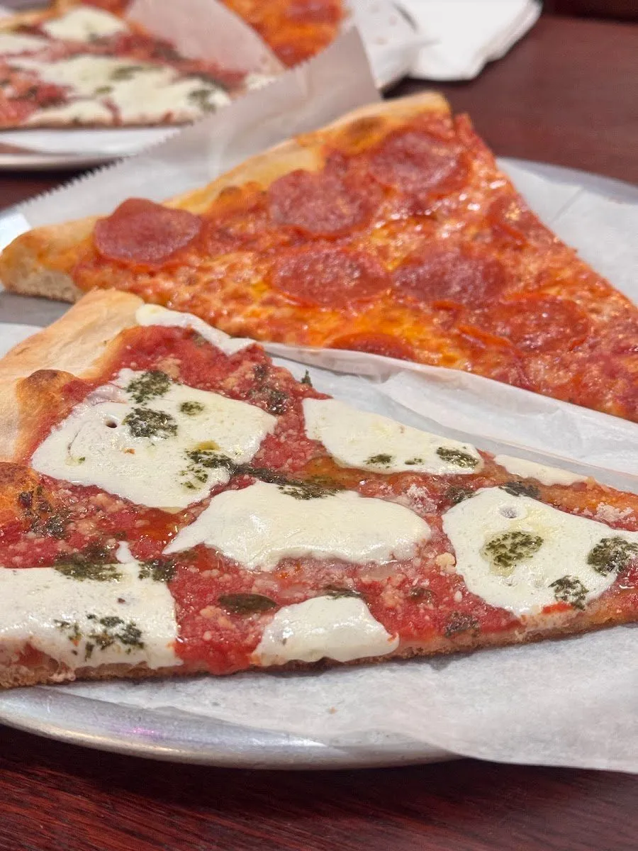 Luigi's Pizza, photo 4
