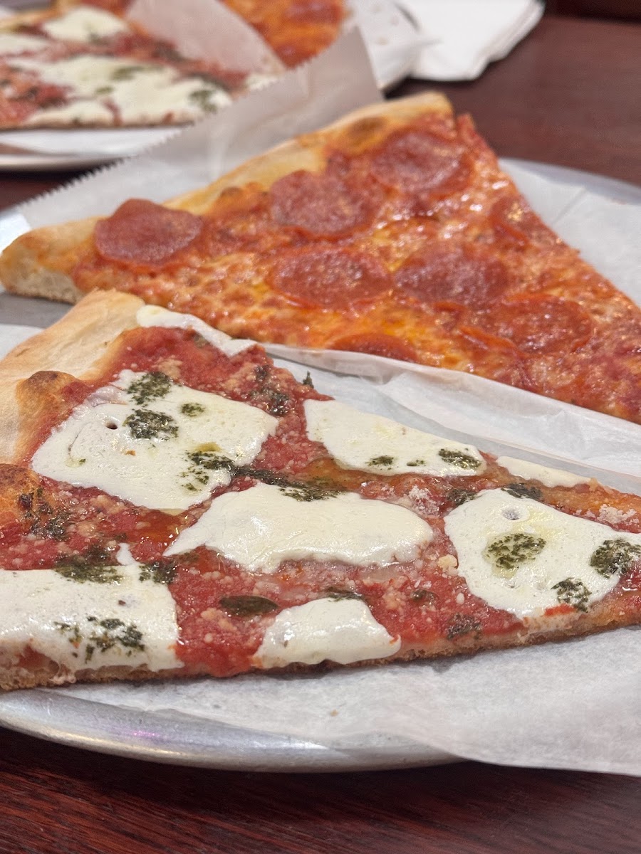 Luigi's Pizza, photo 4