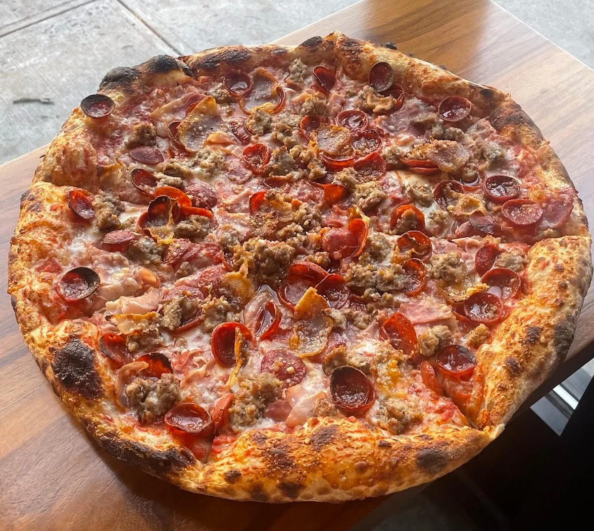 Decades Pizza, photo 2