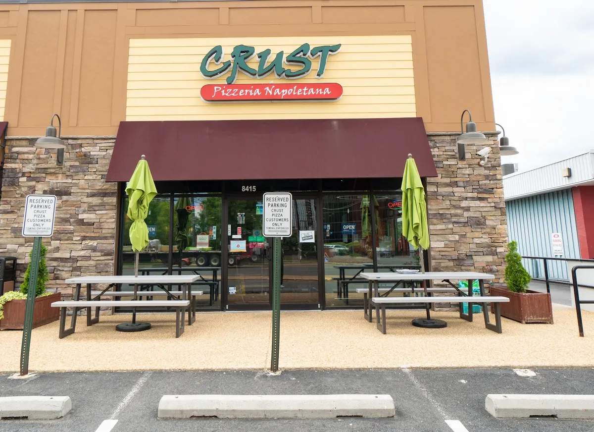 Crust (Pizzeria Napoletana), photo 1