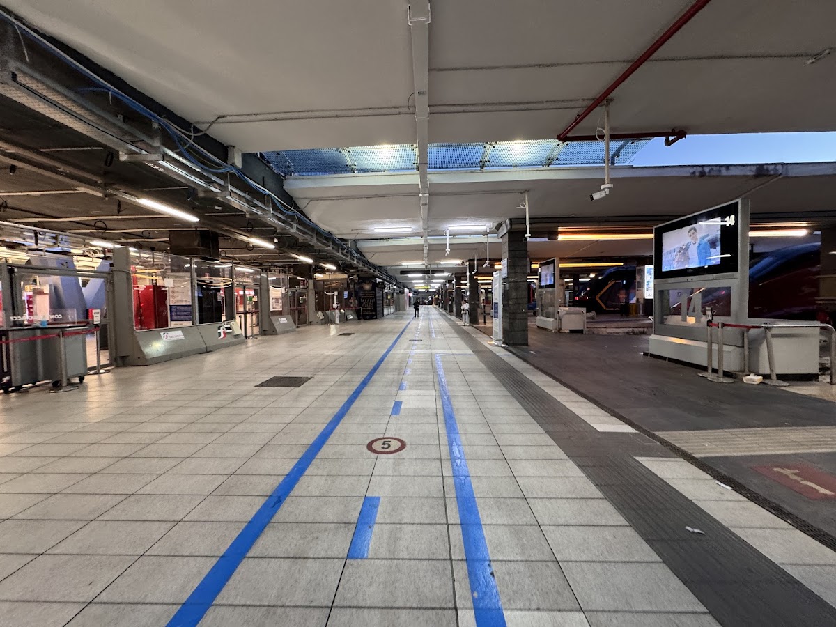 Napoli Centrale, photo 8