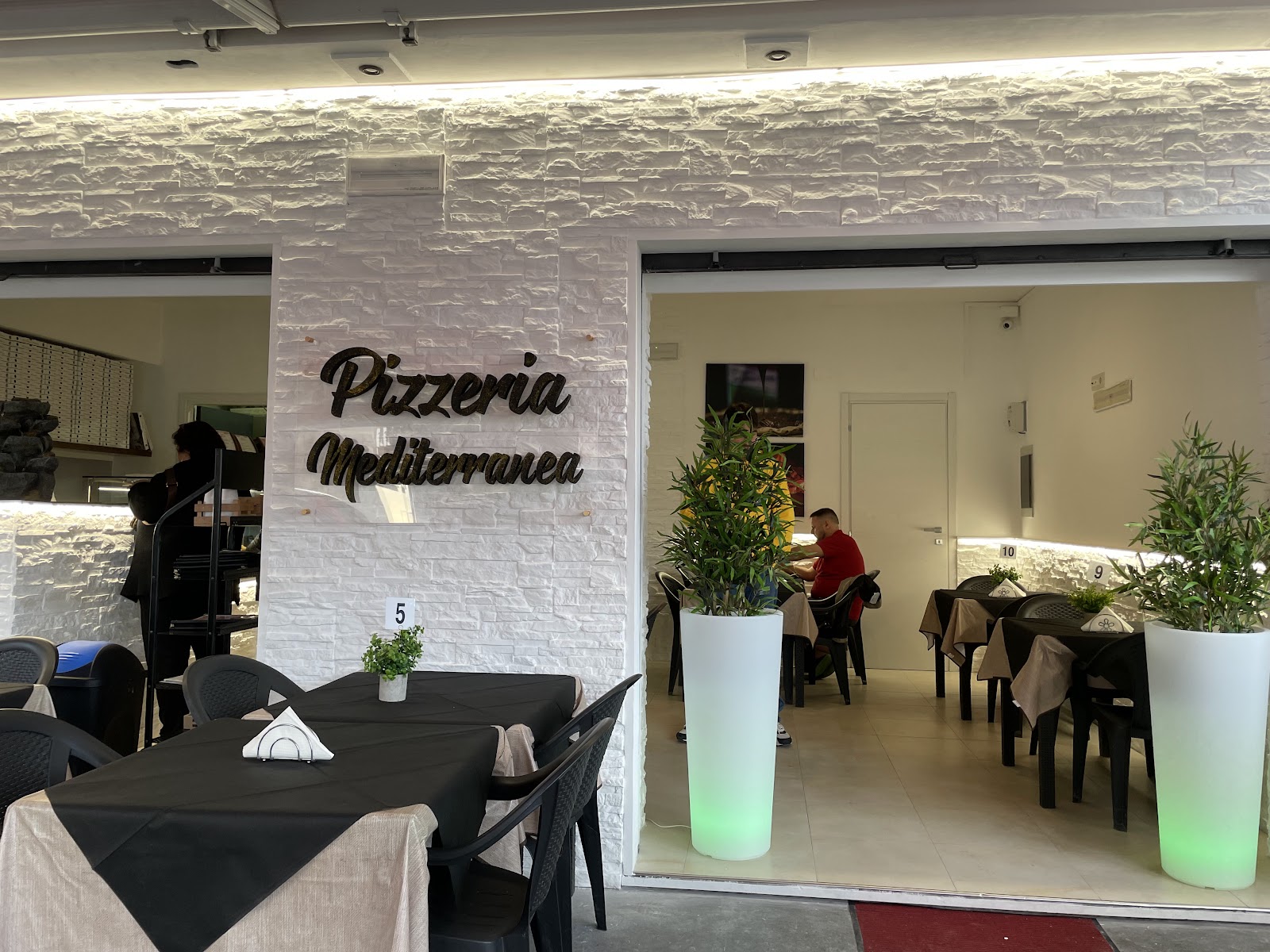 Pizzeria Mediterranea, photo 2