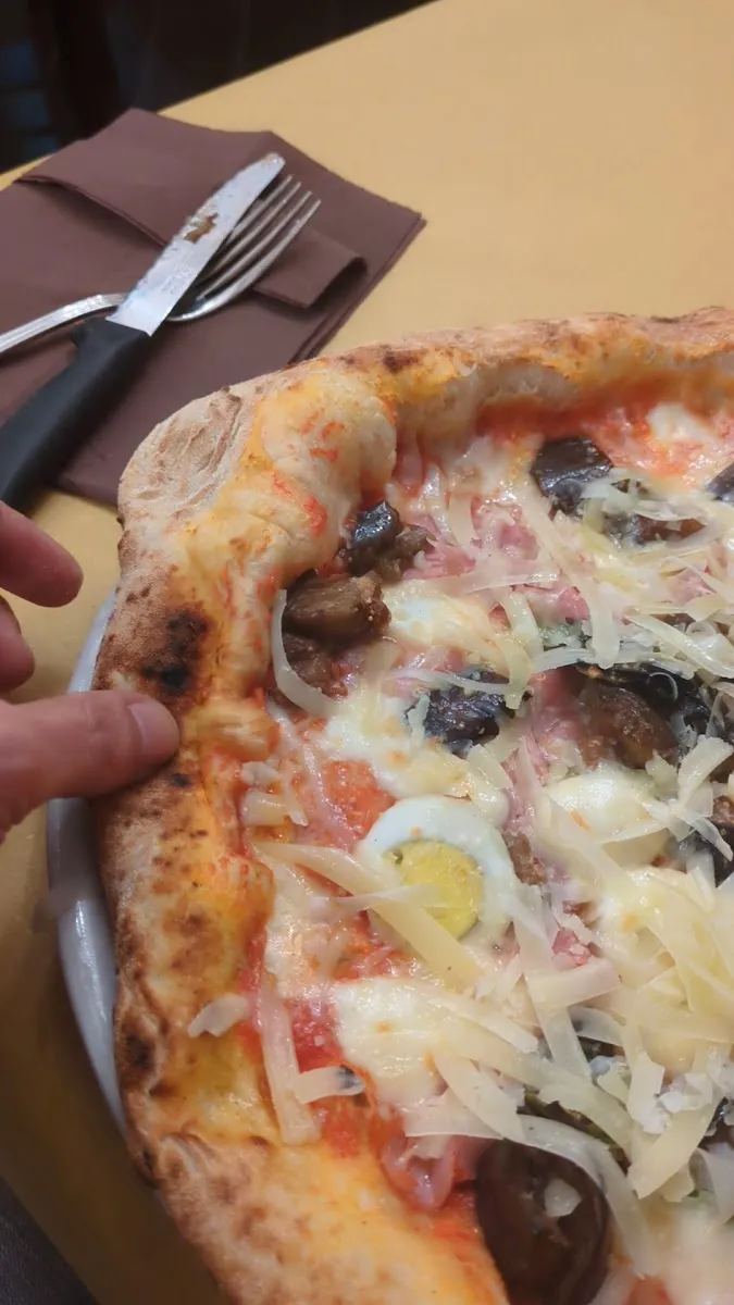 Antica Pizzeria Napoletana, photo 3