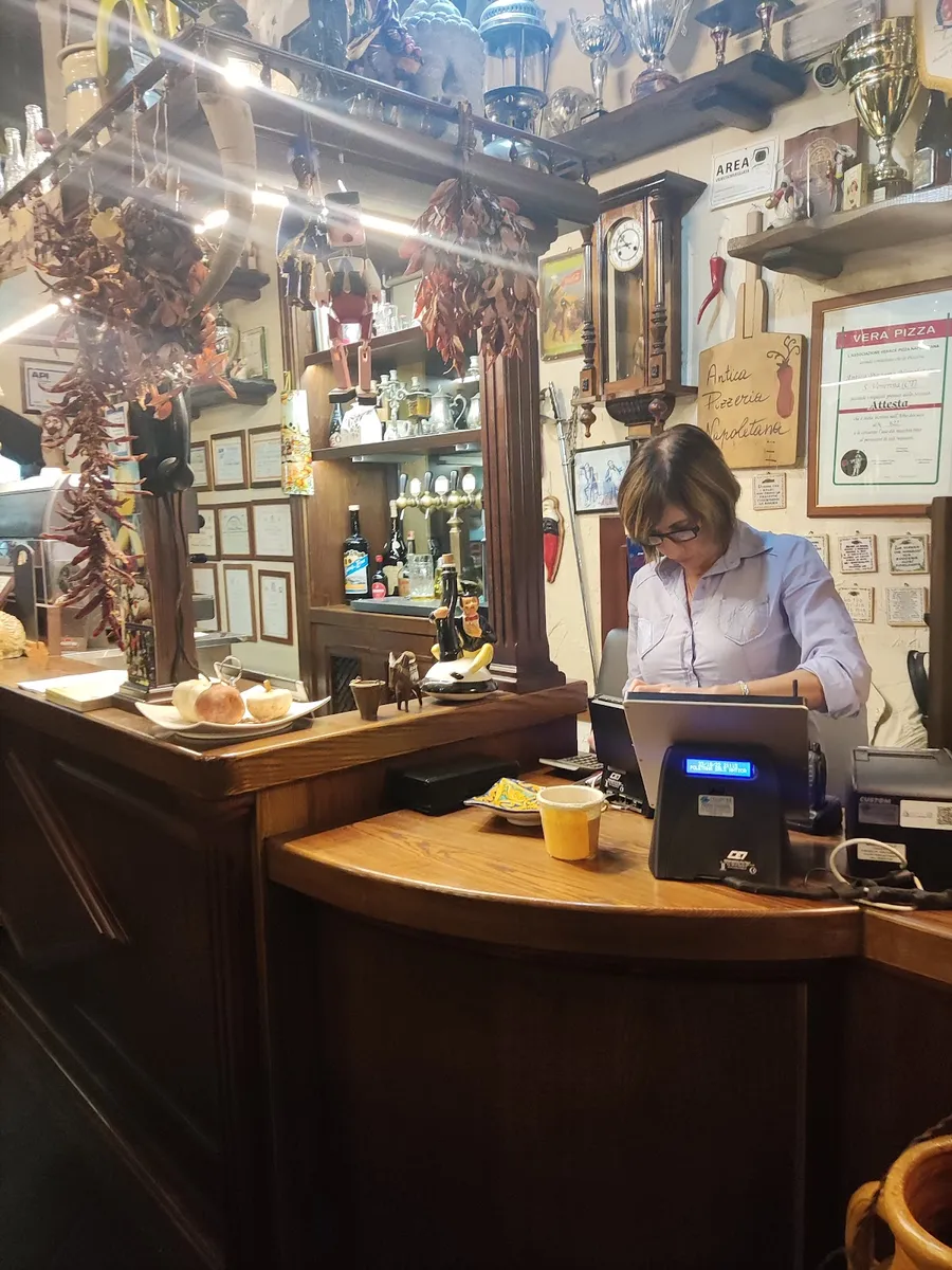 Antica Pizzeria Napoletana, photo 5