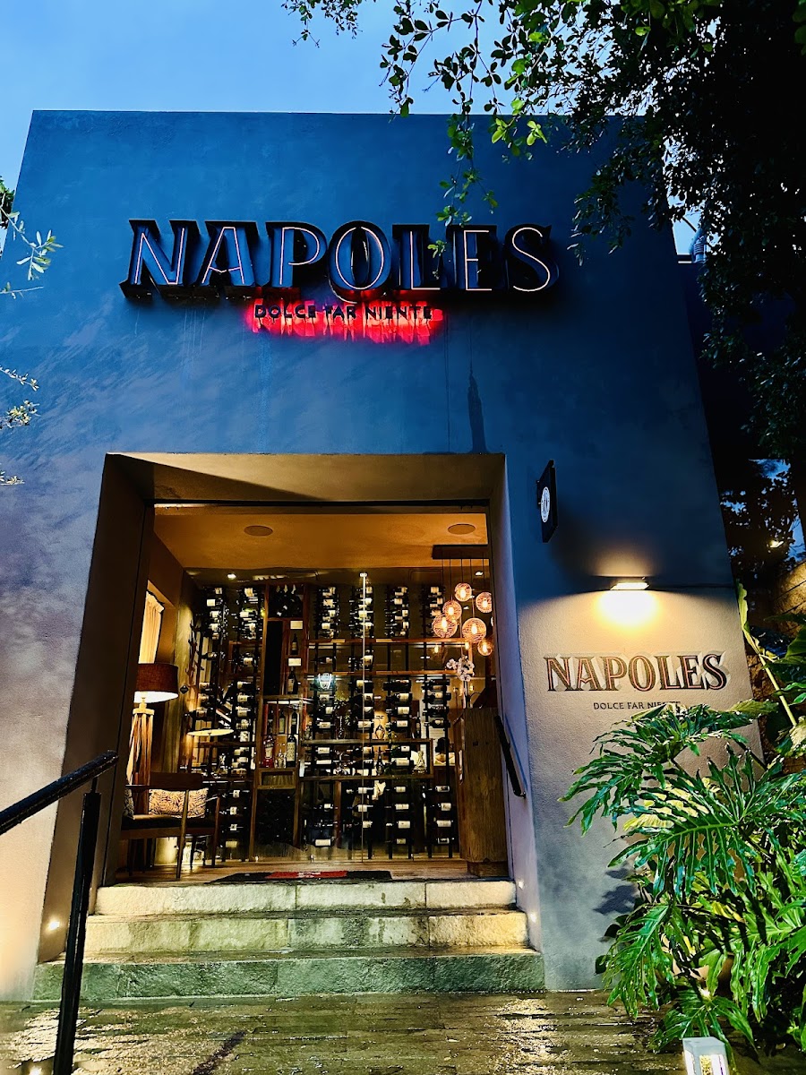 Napoles