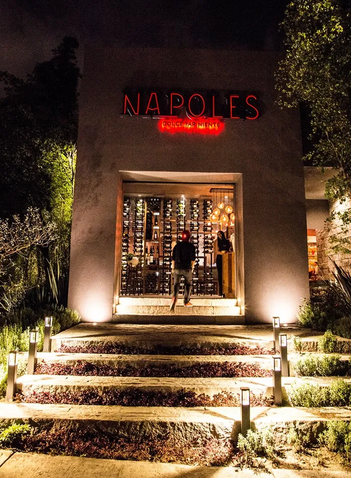Napoles, photo 2