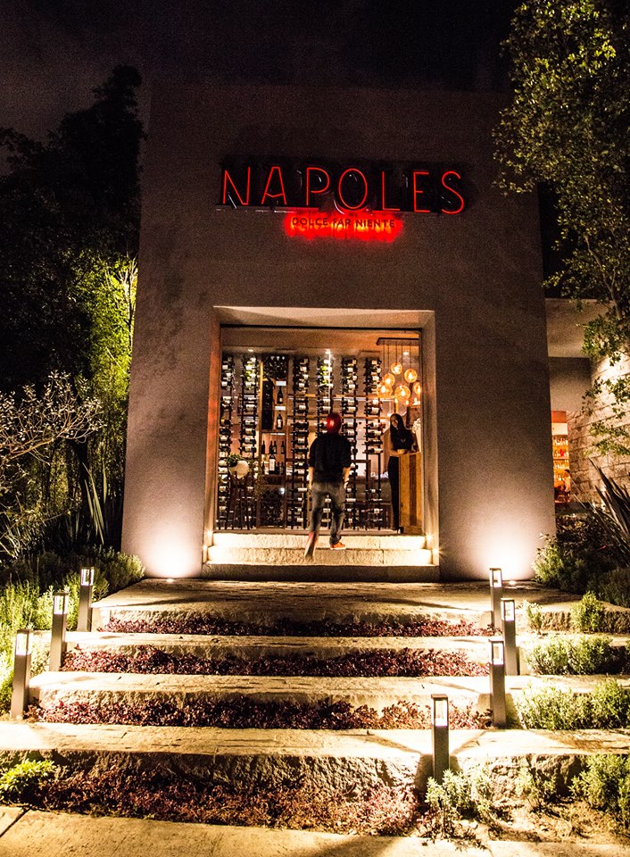 Napoles, photo 2