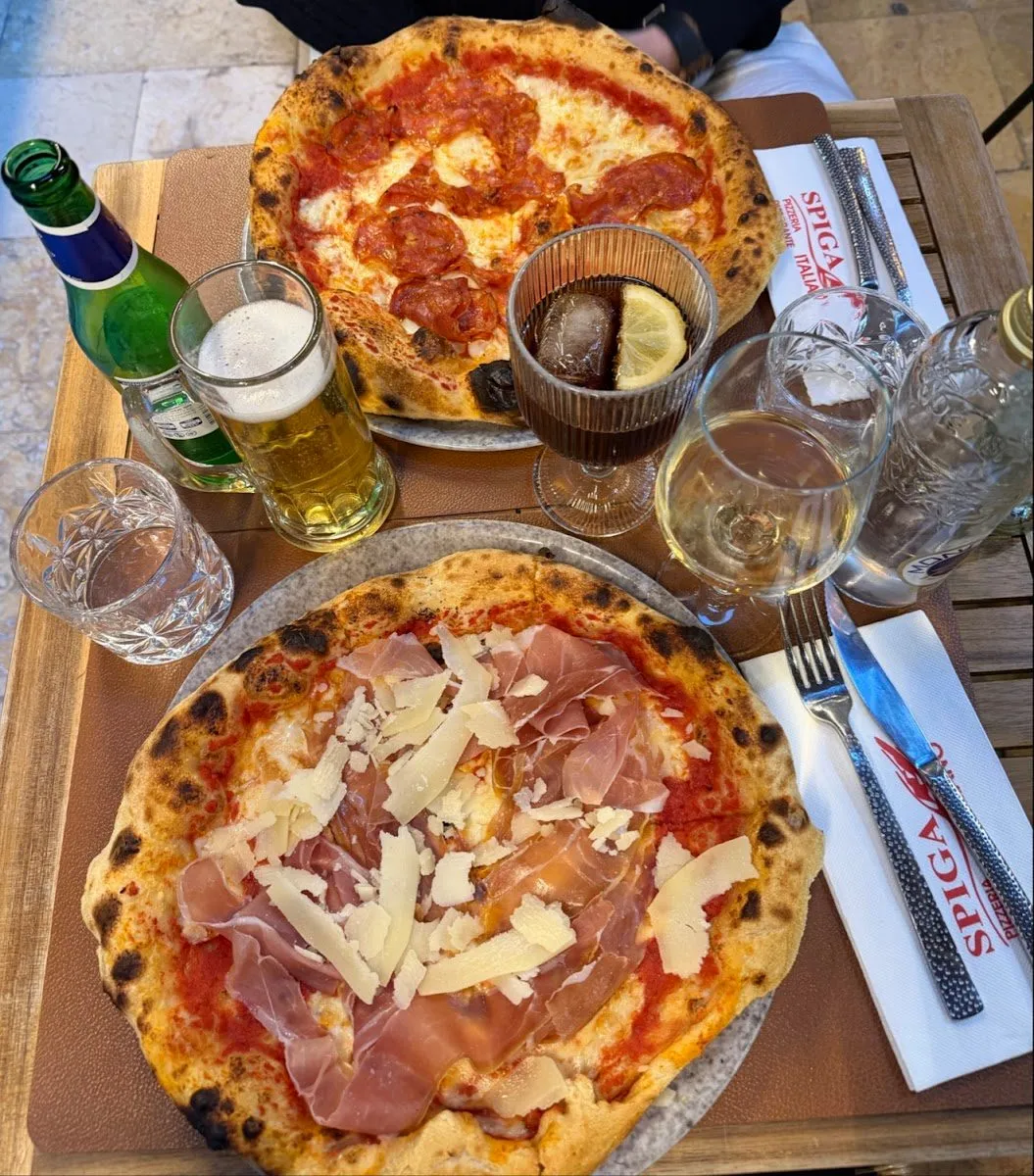In Bocca al Lupo, photo 2