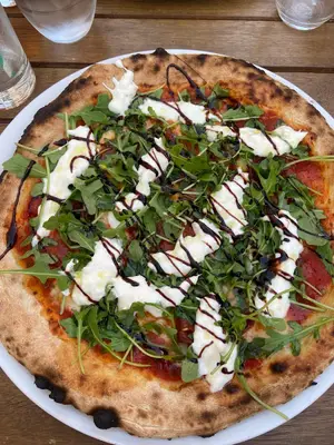 Club Pizza