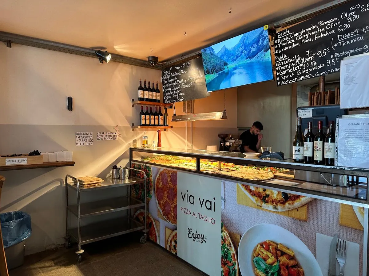 Via Vai Pizza Al Taglio, photo 7