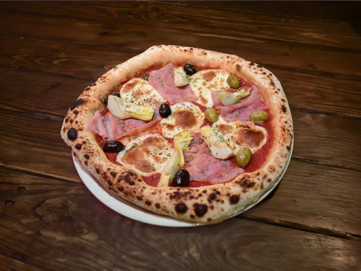 Pizza Punks, photo 2