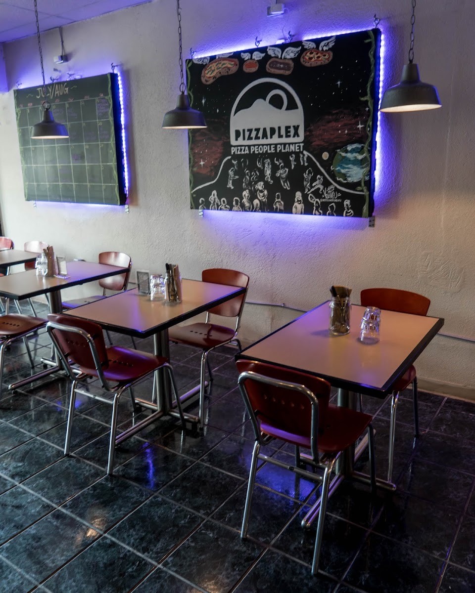 PizzaPlex, photo 2