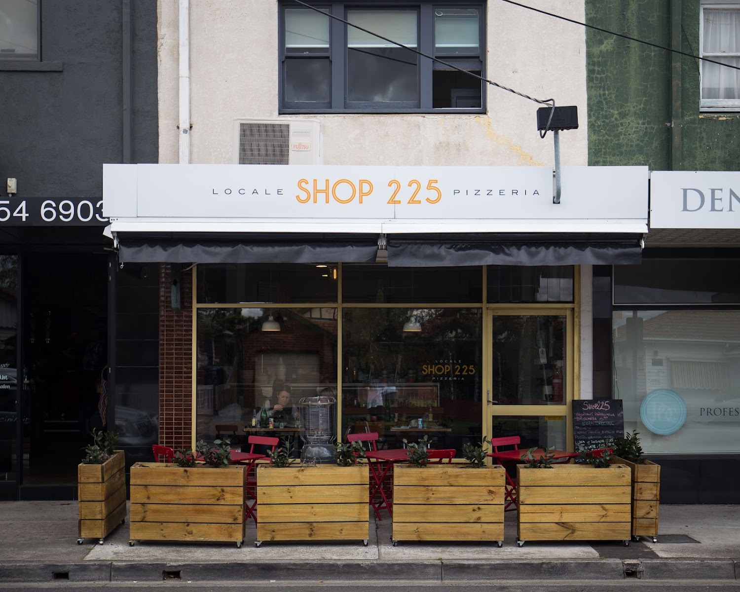 Shop225