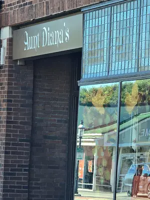 Aunt Diana's