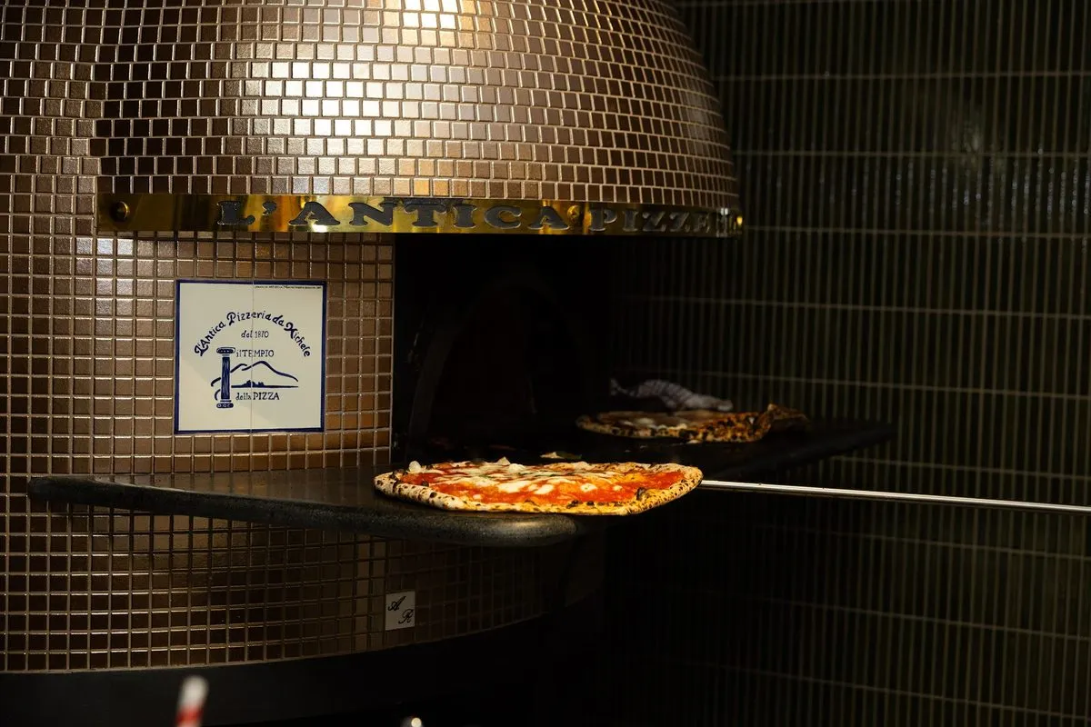 L'Antica Pizzeria Da Michele Sydney Australia, photo 4