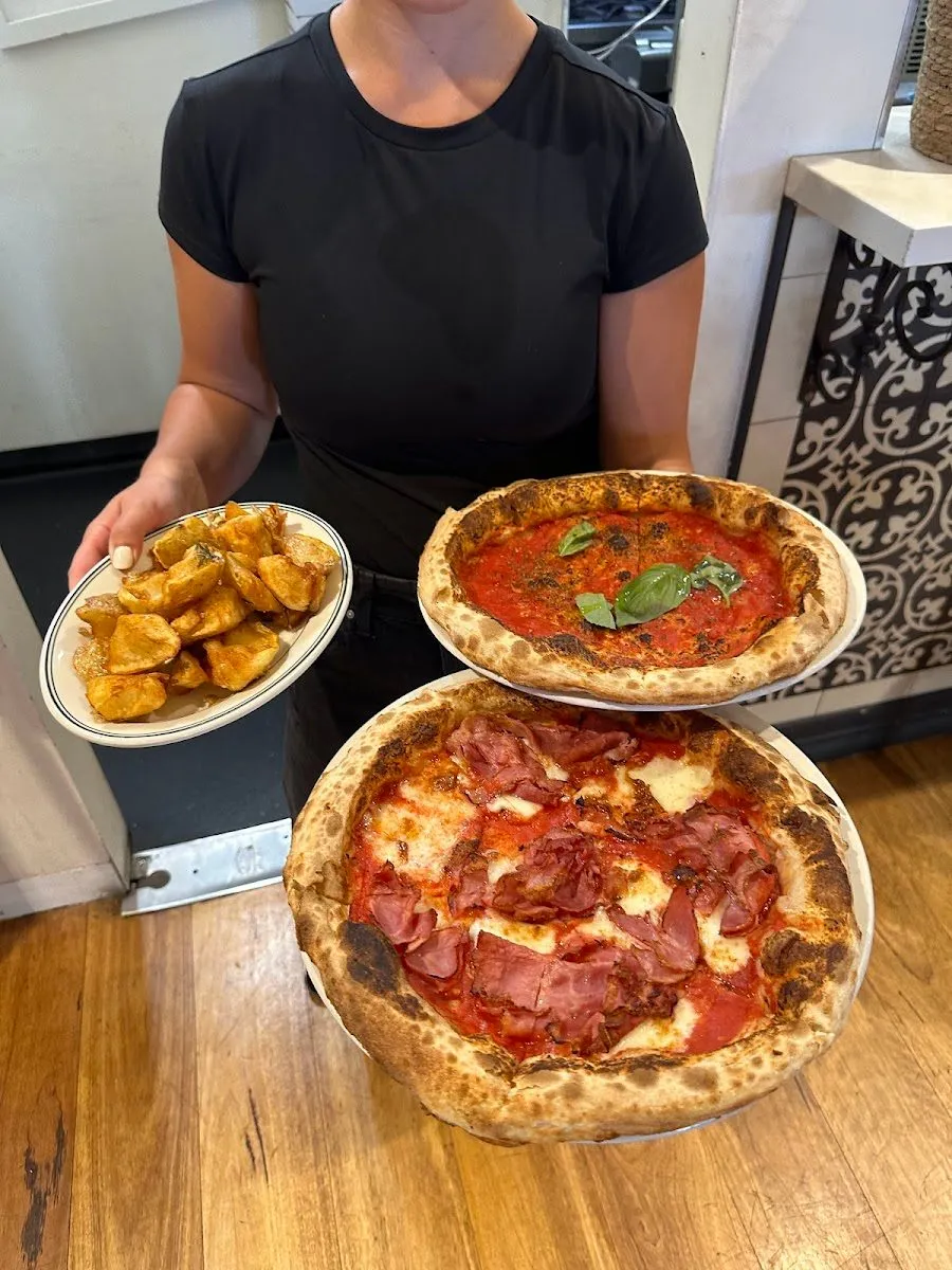 Pizza D'Asporto 2-6 Ballarat Street, Yarraville, photo 3
