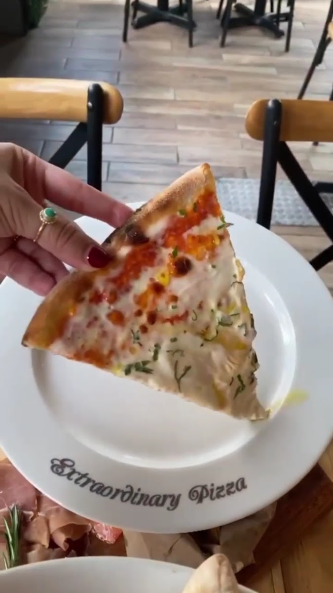 Mister O1 Extraordinary Pizza, photo 12