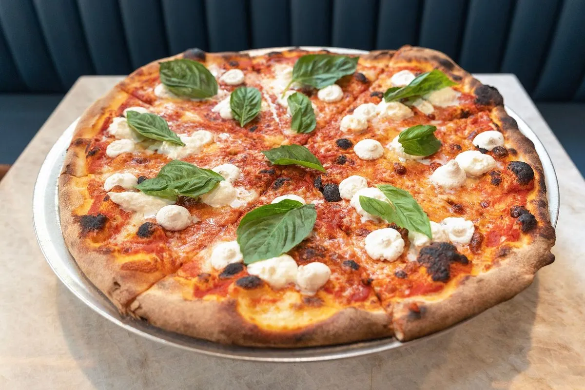 Forbidden Pizza, photo 3
