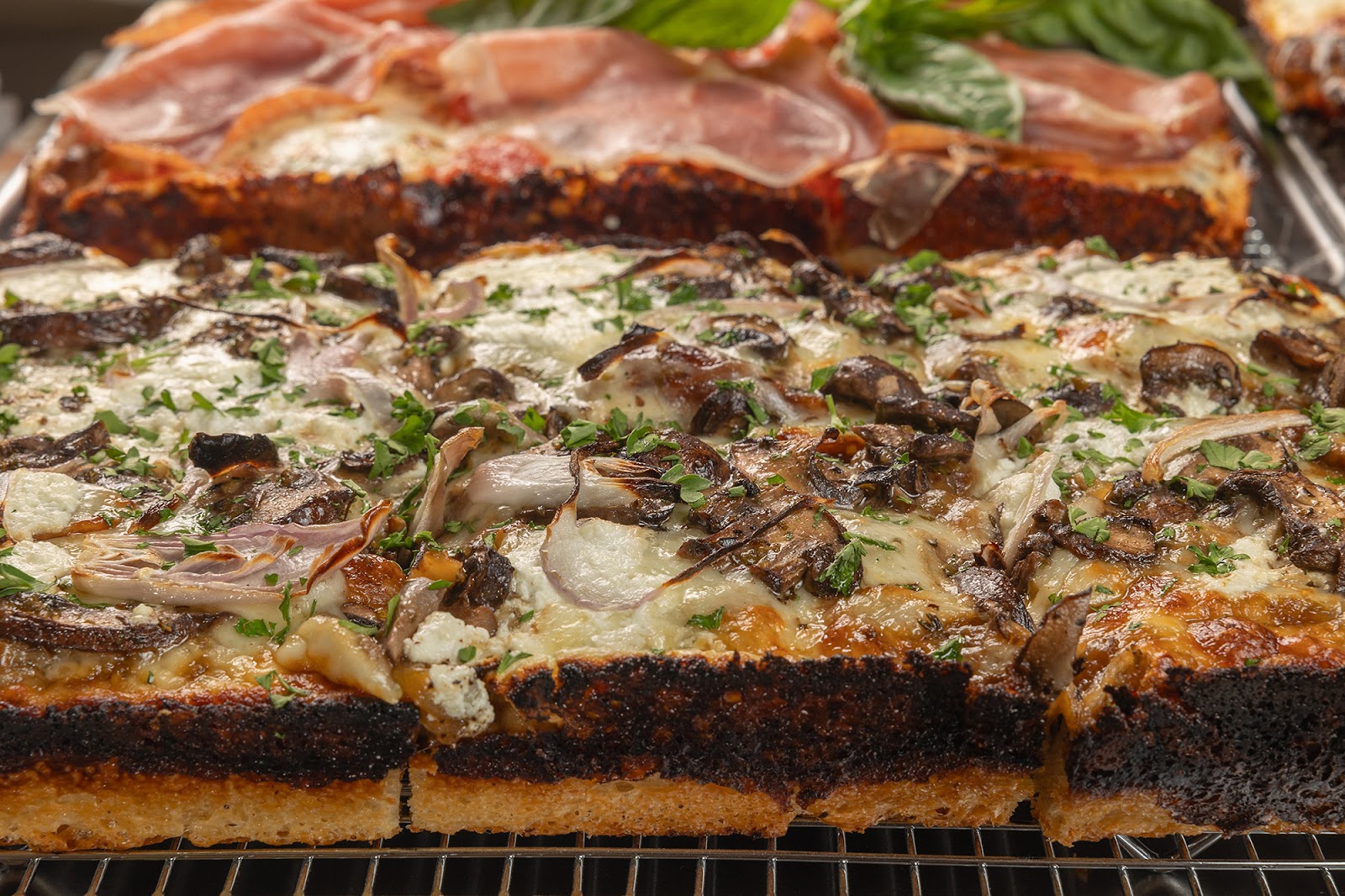 Marc's Artisanal Pizzeria, photo 2