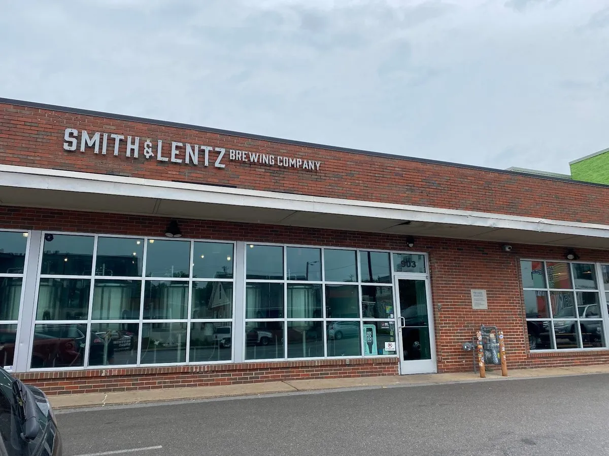 Smith & Lentz Brewing and Pizza, photo 1