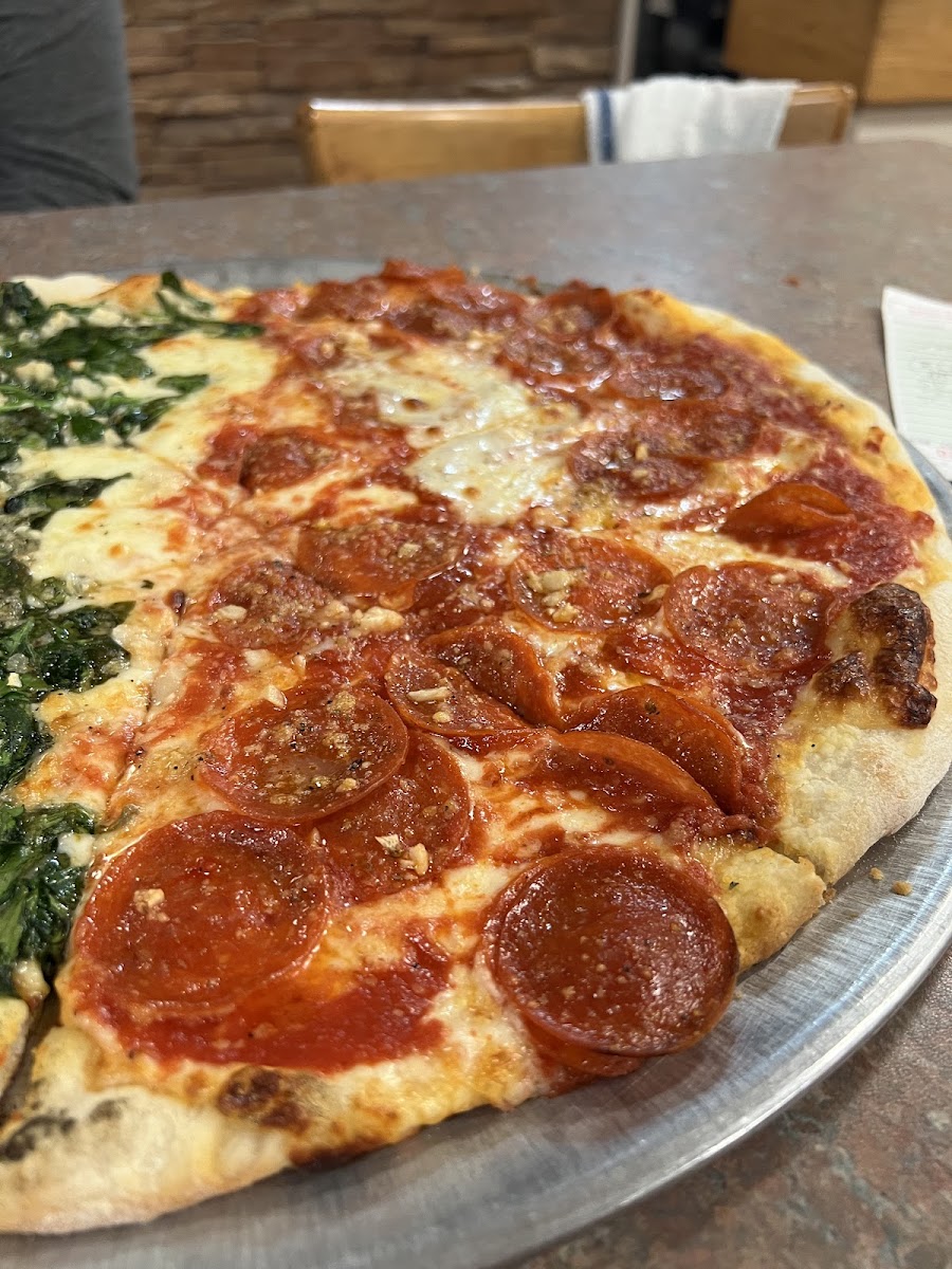 Vince’s Pizzeria, photo 4