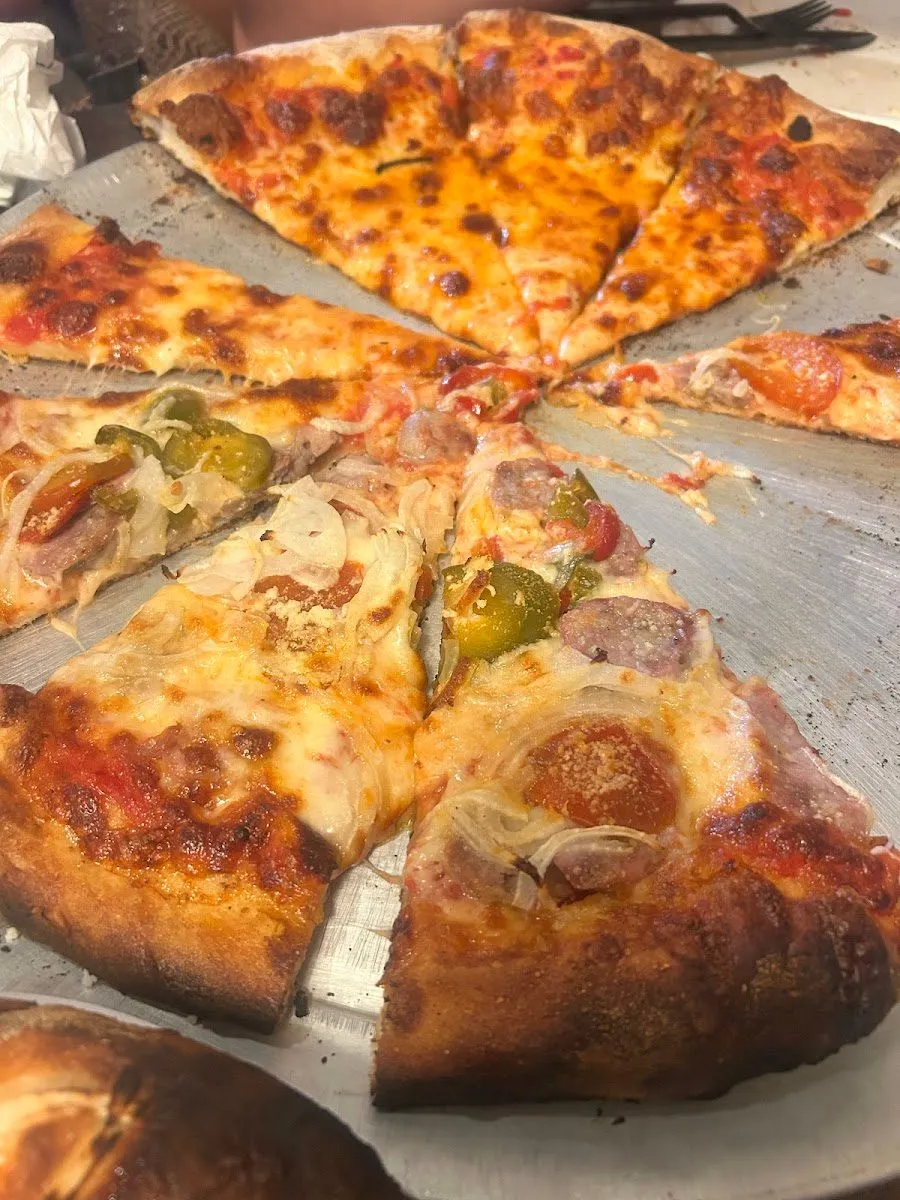 Ernie’s Pizzeria, photo 4