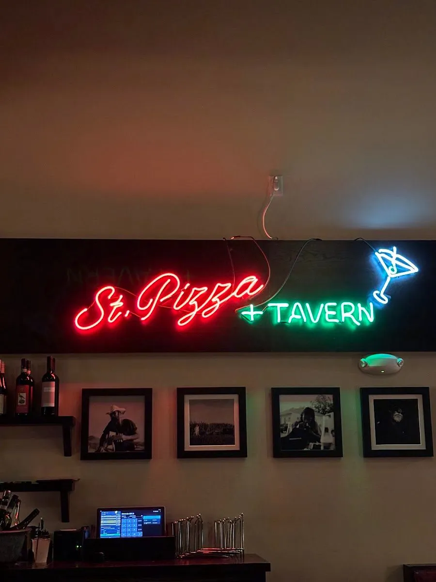 St. Pizza, photo 5