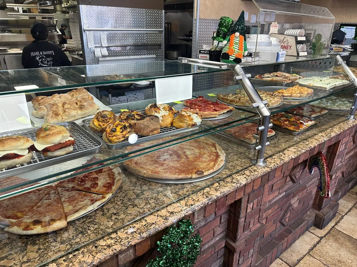 Frank & Danny’s Pizzeria, photo 2