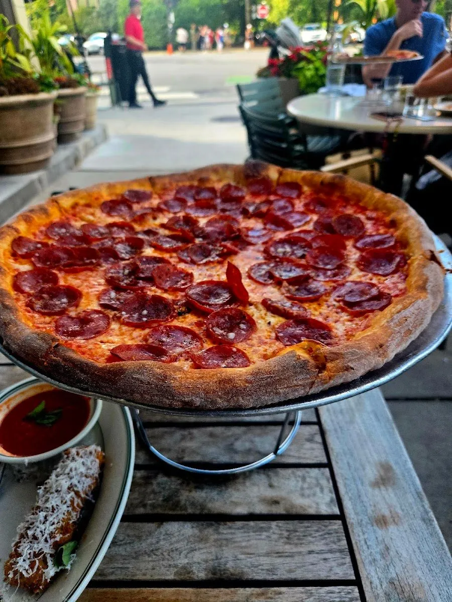 DeNucci's, photo 2