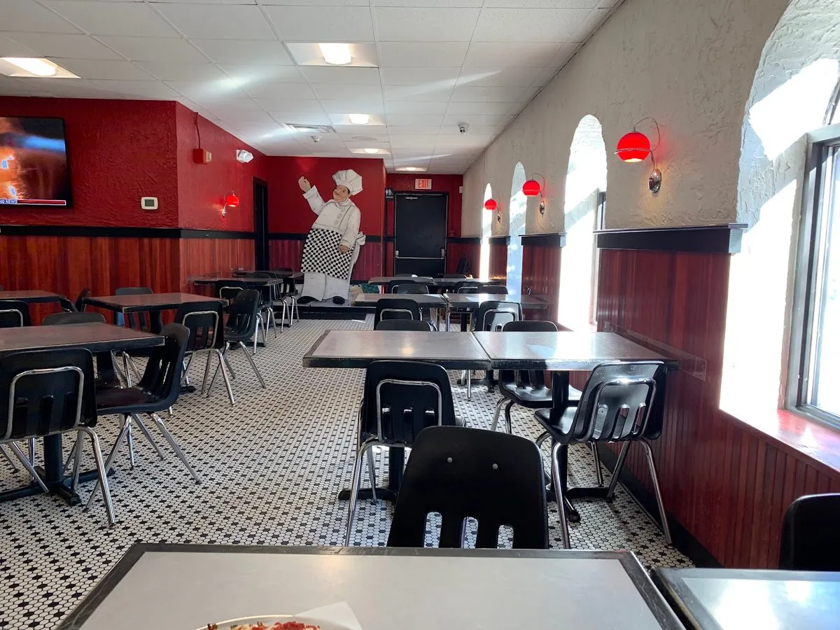 Caserta Pizzeria, photo 2