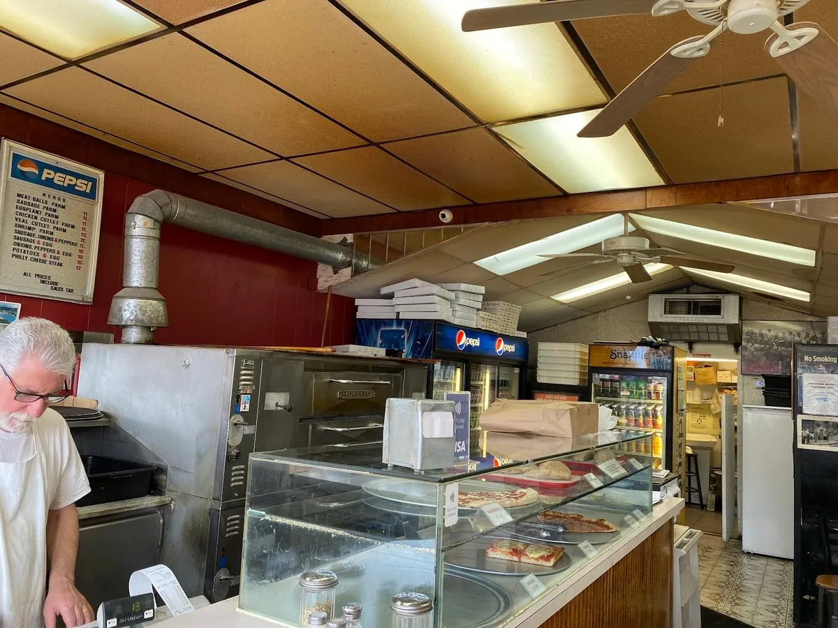 Elegante Pizzeria, photo 8