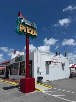 Frankie's Pizza