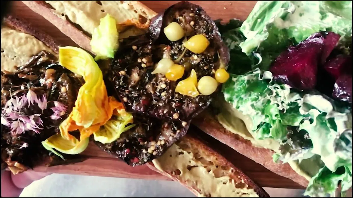 Sauce & Bread, photo 2