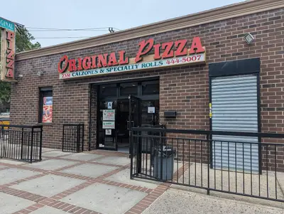 Grandma’s Original Pizza