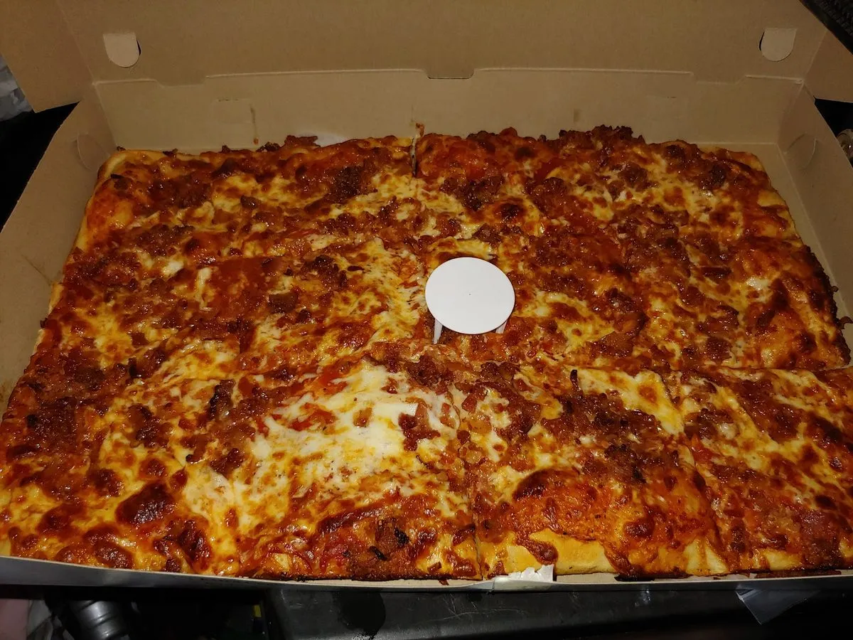 Tommy’s Pizza, photo 2
