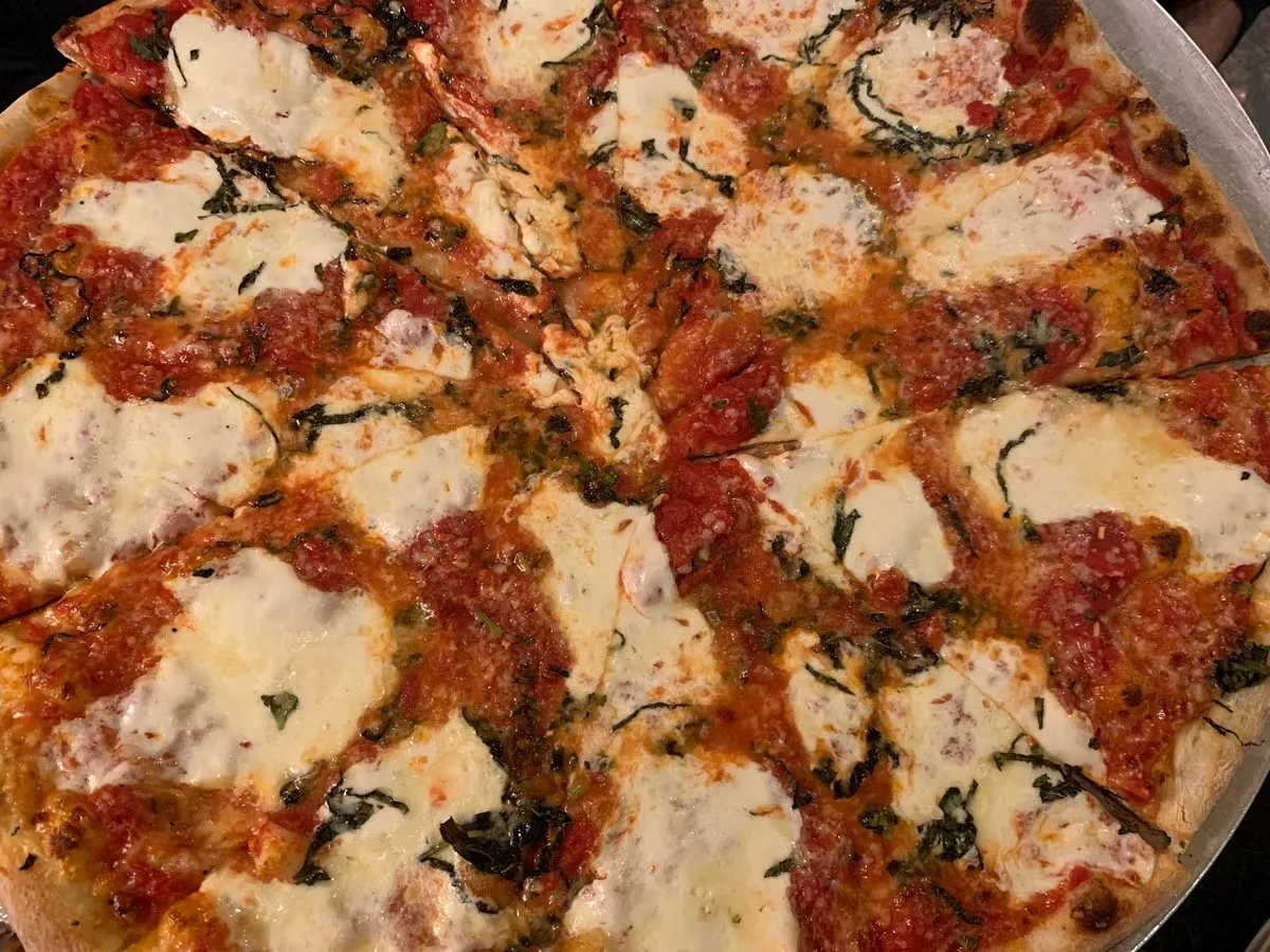 Harry's Pizzeria, photo 2