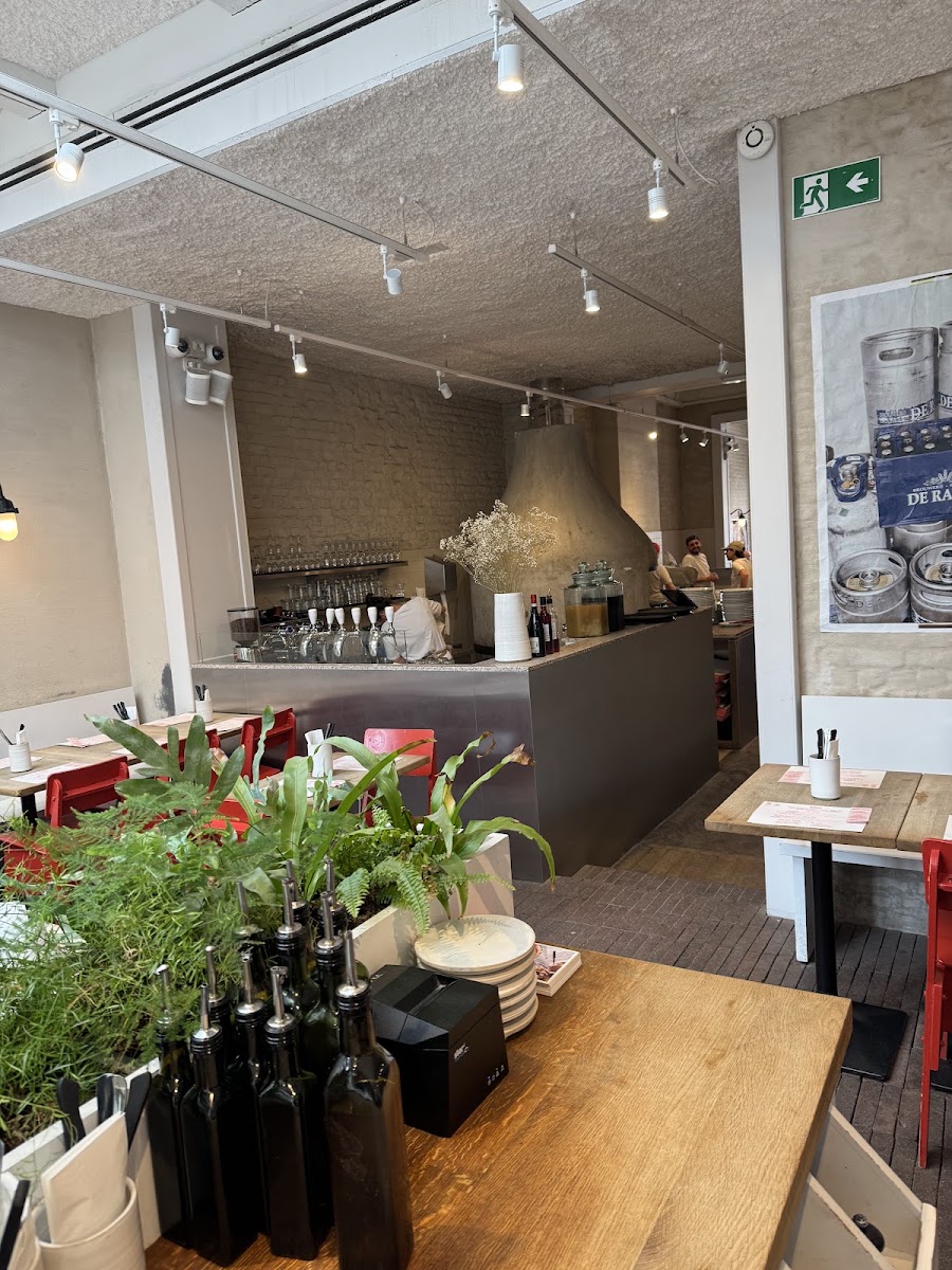 NONA Pizza Merode
