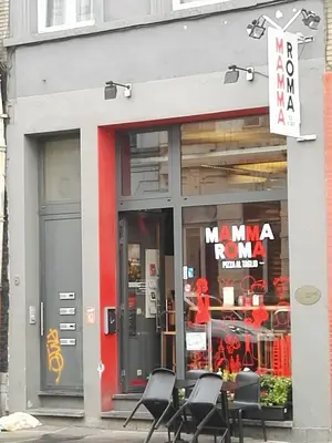 Mamma Roma Flagey